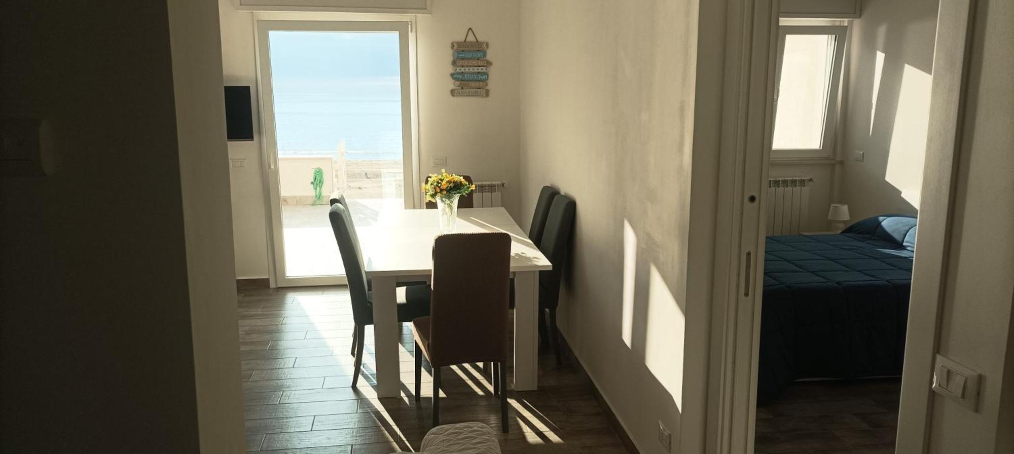 The Suite On The Beach トルヴァイアニカ エクステリア 写真
